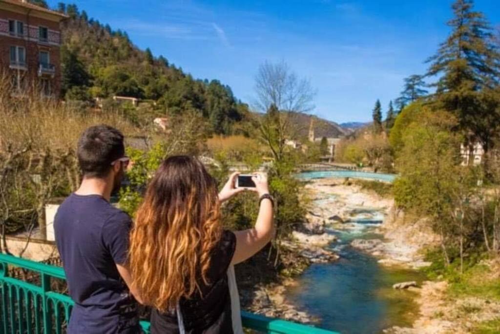 Un Moment De Detente Au Coeur De Vals-Les-Bains Dış mekan fotoğraf
