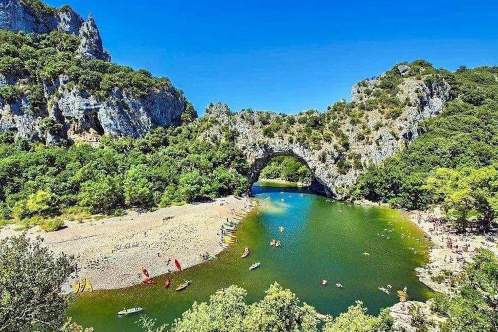 Un Moment De Detente Au Coeur De Vals-Les-Bains Dış mekan fotoğraf